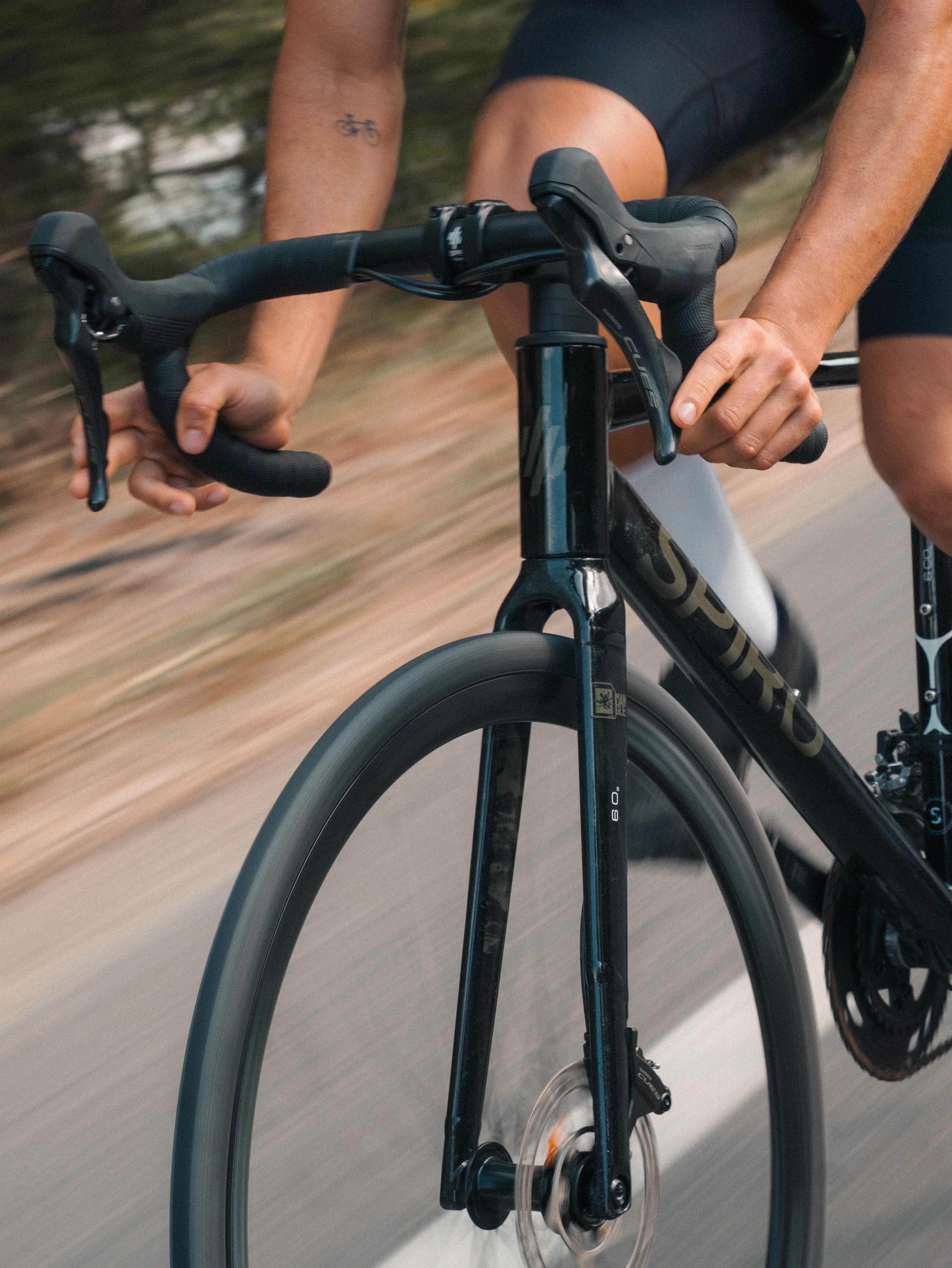Bicicleta de ruta ELEMENTO en aluminio grupo CUES 2x10 vel. - Image 11